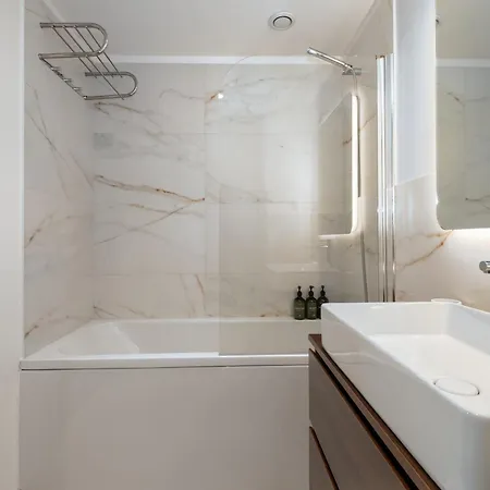 Apartment Oceanfront Bliss - Atlantico Residences