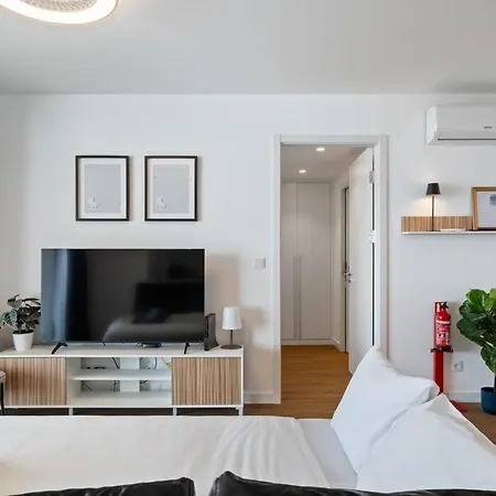 Oceanfront Bliss - Atlantico Residences 公寓 *